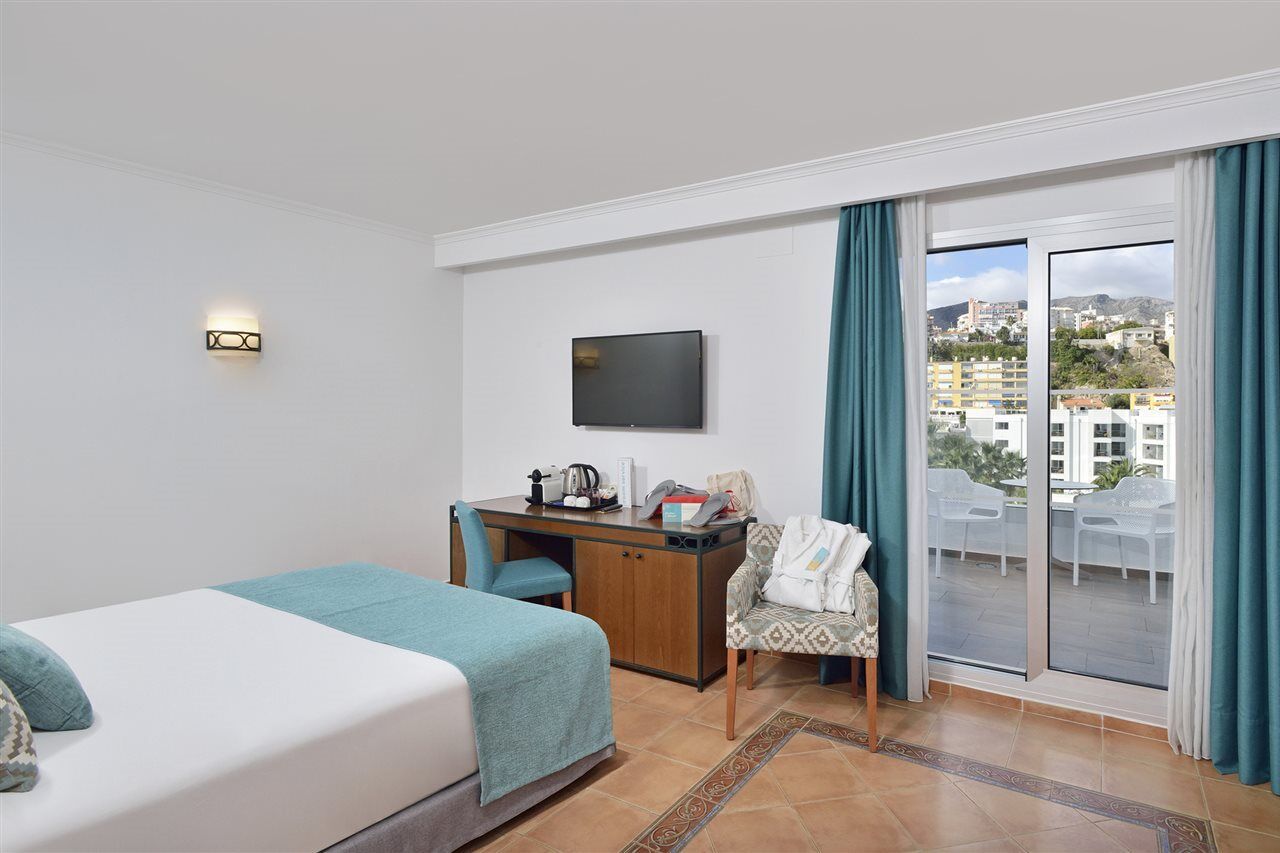 Отель Sol Torremolinos - Don Marco Adults Recommended Экстерьер фото